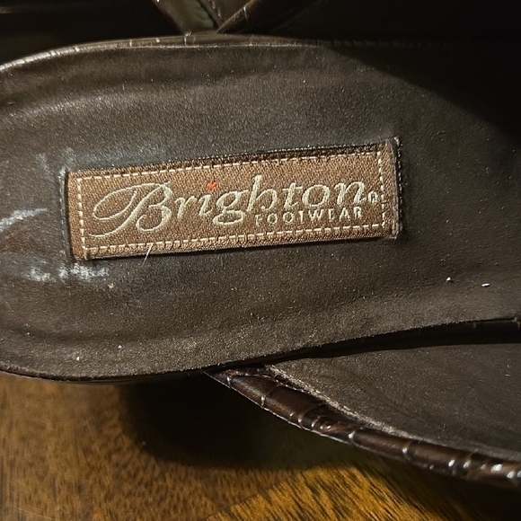 Brighton Brown Embroidered Clogs for Comfort - Picture 2 of 5